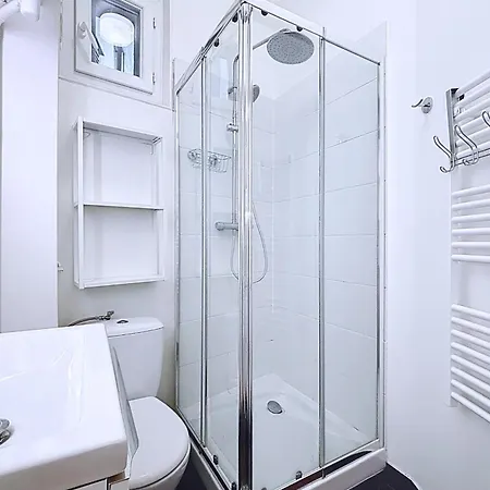 Large 3-room Near Porte De Versailles
