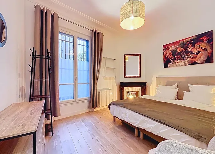 Διαμέρισμα Large 3-room Near Porte De Versailles